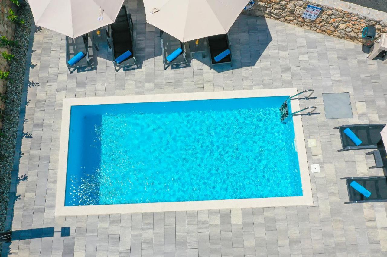 Villa Kaoru Brand New Villa With A Heated Swimming Pool Malinska Exteriér fotografie