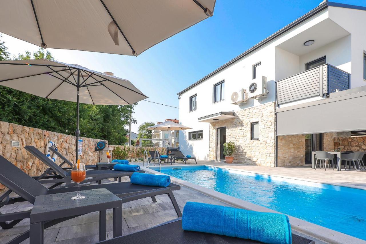 Villa Kaoru Brand New Villa With A Heated Swimming Pool Malinska Exteriér fotografie